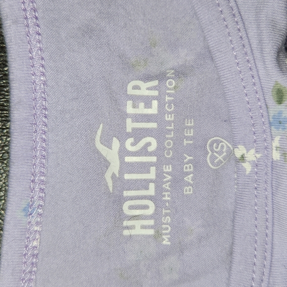 Crop Top - Picture 2 of 3